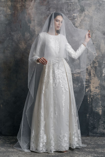 model-dress
